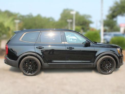 Certified 2022 Kia Telluride SX w/ SX Prestige Package AWD/4WD image 5