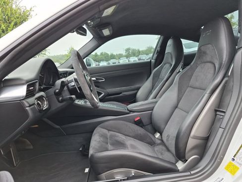Used 2018 Porsche 911 Carrera GTS RWD image 21