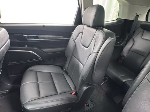 Used 2023 Kia Telluride SX image 14