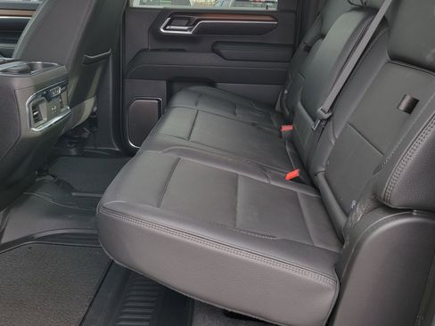 Used 2024 GMC Sierra 2500 Denali w/ Denali Reserve Package image 8