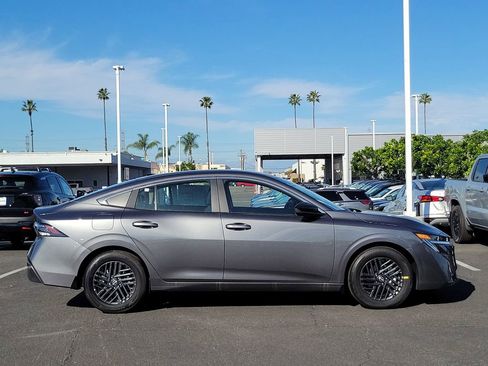 New 2026 Nissan Sentra SV w/ Floor Mat Package FWD image 20