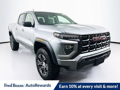 New 2025 GMC Canyon AT4