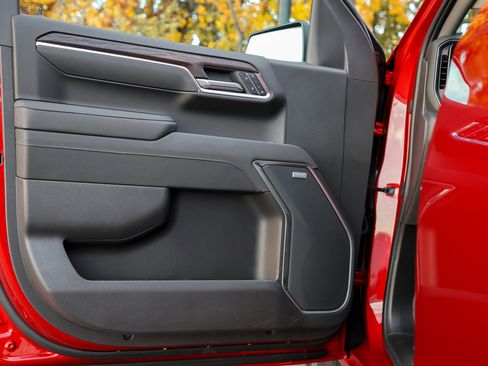 New 2026 GMC Sierra 1500 SLT w/ SLT Premium Plus Package image 12