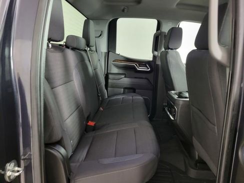Used 2023 GMC Sierra 1500 Elevation image 17