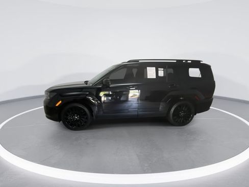 Used 2024 Hyundai Santa Fe Calligraphy AWD/4WD image 6