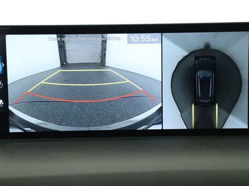 Used 2024 Genesis GV70 2.5T w/ Advanced Package image 19