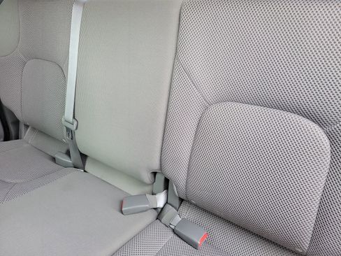 Used 2021 Nissan Frontier SV image 13