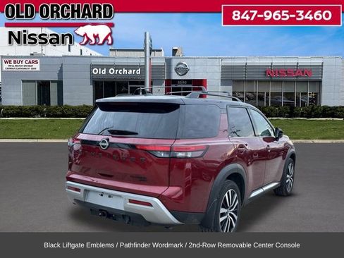 Used 2023 Nissan Pathfinder Platinum image 6