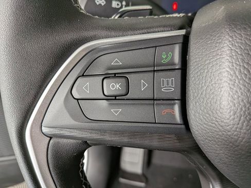 New 2025 Jeep Grand Cherokee L Altitude image 20