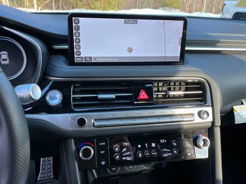 Used 2025 Genesis G70 2.5T w/ Sport Prestige Package image 16