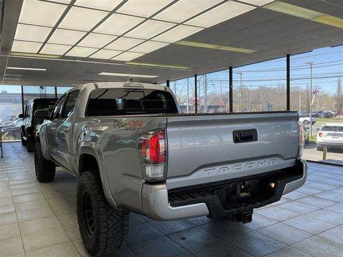 Used 2021 Toyota Tacoma TRD Sport image 7