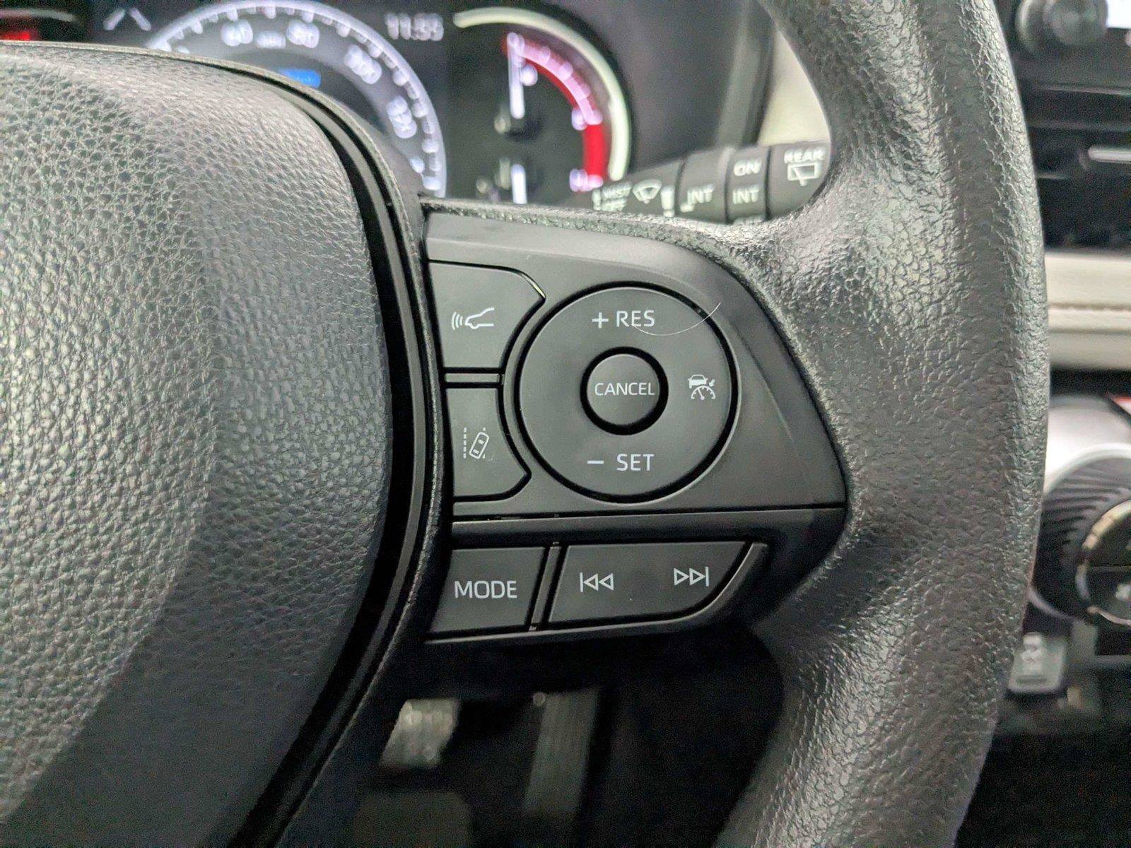 Certified 2025 Toyota RAV4 XLE w/ Convenience Package FWD image 18