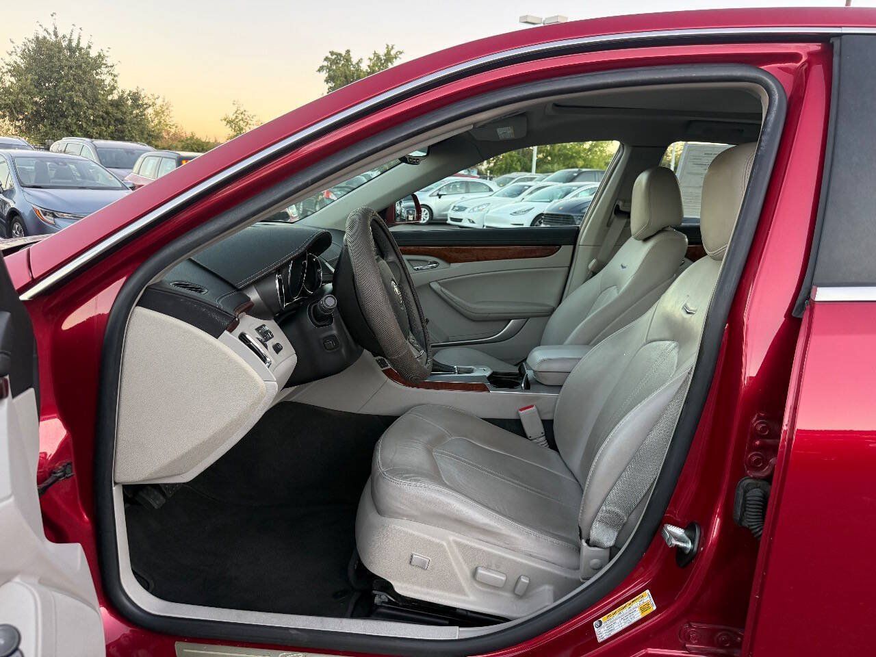 Used 2012 Cadillac CTS Premium RWD image 10