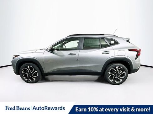 New 2026 Chevrolet Trax RS w/ Sunroof Package image 3