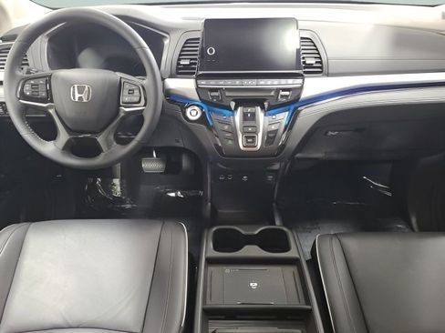 Used 2025 Honda Odyssey Touring image 26