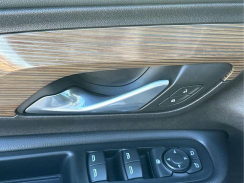 Used 2018 GMC Terrain SLE image 22