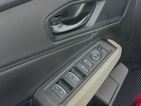 Certified 2024 Honda Accord EX image 17