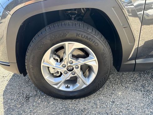 Certified 2024 Hyundai Tucson SEL AWD/4WD image 11