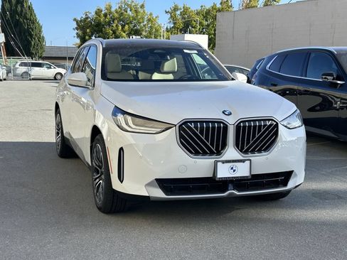 New 2026 BMW X3 xDrive30i w/ Convenience Package AWD/4WD image 7