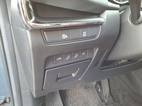 Used 2024 MAZDA MAZDA3 s image 12