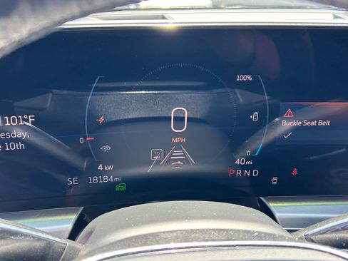 Used 2024 Cadillac Lyriq Sport RWD image 14