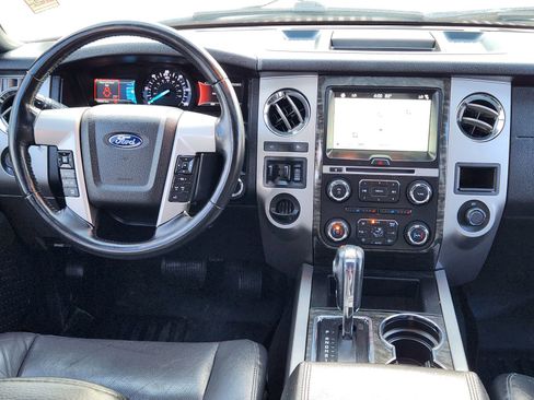 Used 2016 Ford Expedition Limited w/ Equipment Group 301A image 30