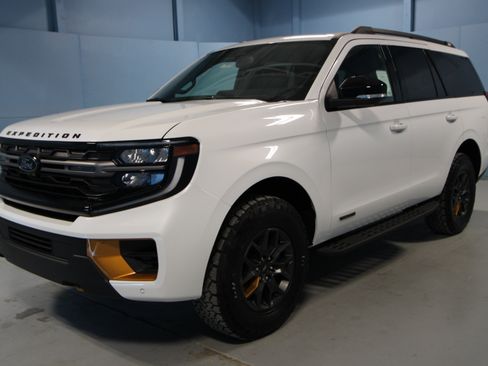 New 2026 Ford Expedition Tremor AWD/4WD image 32