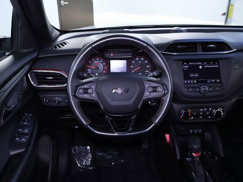 Used 2023 Chevrolet TrailBlazer RS image 19