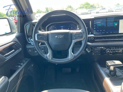 Certified 2024 Chevrolet Silverado 1500 RST w/ Convenience Package II AWD/4WD image 28