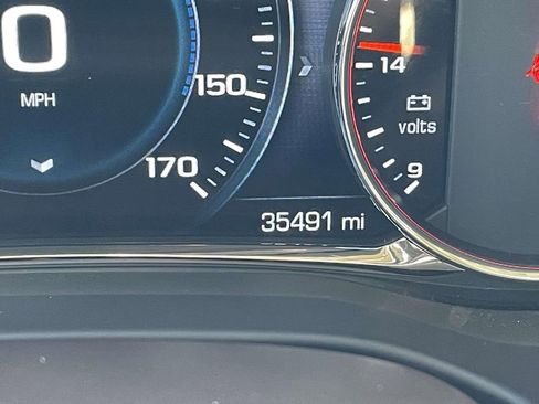 Used 2019 GMC Acadia Denali w/ Technology Package AWD/4WD image 19