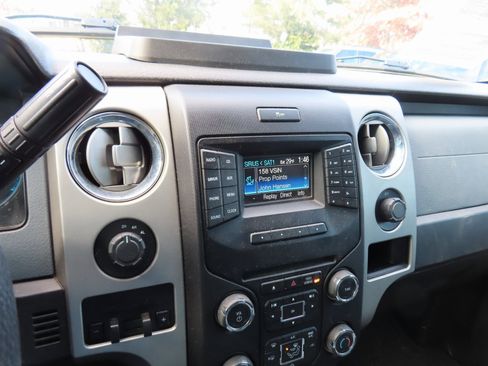 Used 2014 Ford F150 XLT w/ Equipment Group 302A Luxury image 23