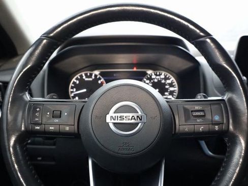 Used 2021 Nissan Rogue SV image 14