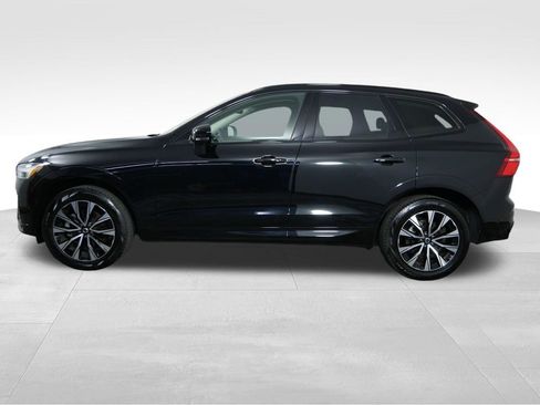 Used 2025 Volvo XC60 B5 Plus AWD/4WD image 6