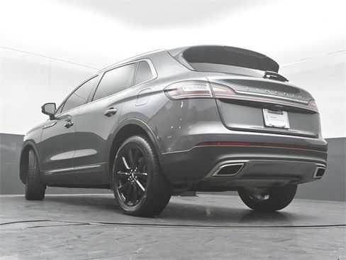 Certified 2023 Lincoln Nautilus Reserve w/ Monochromatic Package image 35