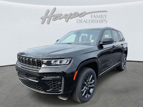 New 2026 Jeep Grand Cherokee Limited Reserve image 6