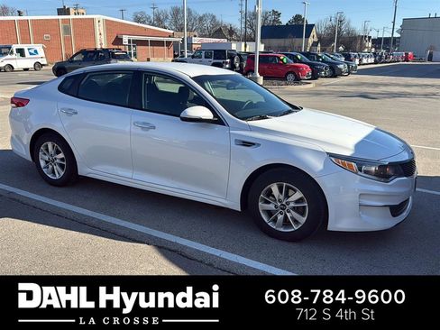 Used 2018 Kia Optima LX image 1