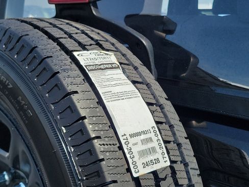 Used 2019 Jeep Wrangler Sport image 7