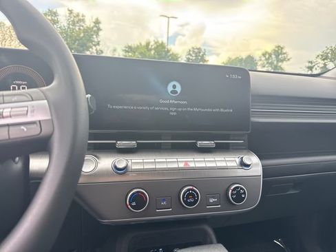 New 2026 Hyundai Kona SE AWD/4WD image 17