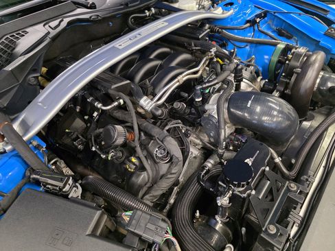 Used 2022 Ford Mustang GT Premium w/ Equipment Group 401A RWD image 35