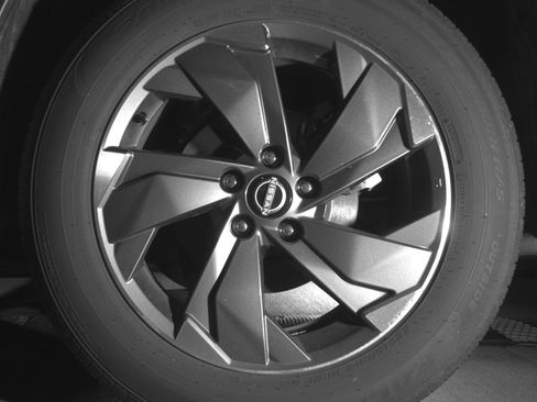 Used 2025 Nissan Rogue SV image 14