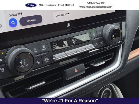 Used 2024 Toyota Grand Highlander Limited image 15