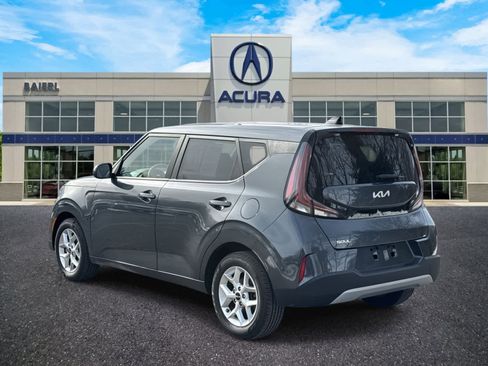 Used 2023 Kia Soul LX w/ Option Group 015 image 3