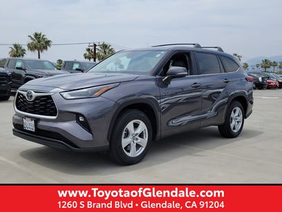 Certified 2023 Toyota Highlander LE