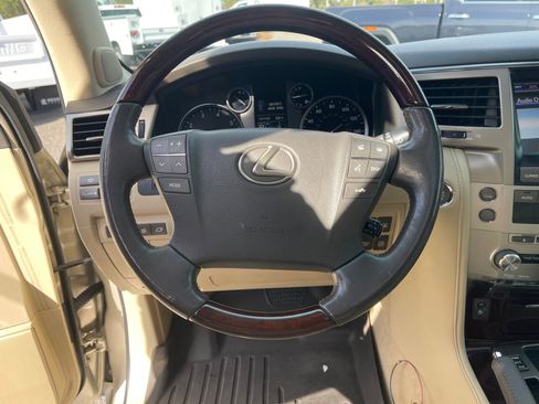 Used 2015 Lexus LX 570 570 image 18