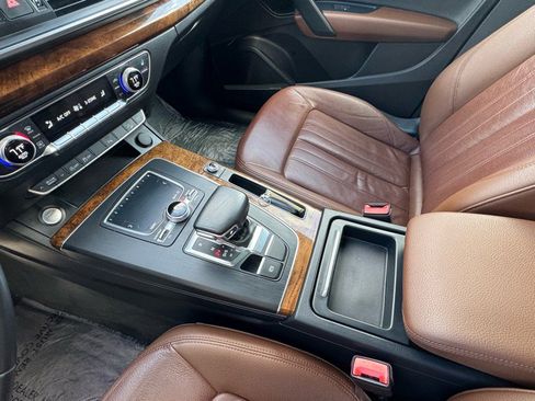 Used 2018 Audi Q5 2.0T Premium Plus image 11