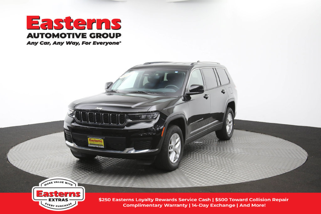 Used 2022 Jeep Grand Cherokee L Laredo w/ Luxury Tech Group I AWD/4WD image 56