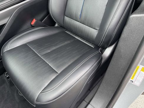 Used 2025 Cadillac Lyriq Luxury w/ LPO, Floor Liner Package AWD/4WD image 22