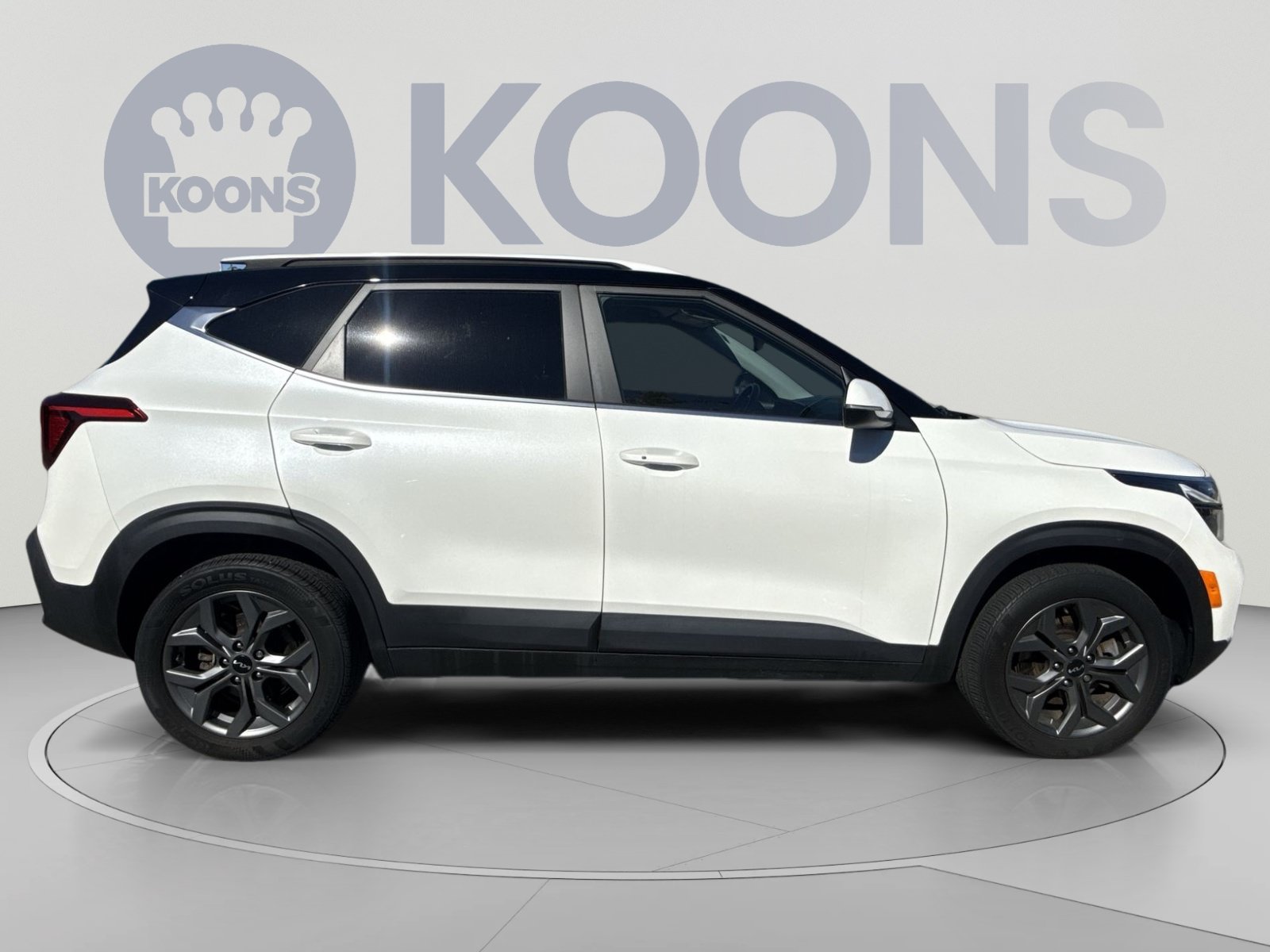 Used 2024 Kia Seltos S AWD/4WD image 8