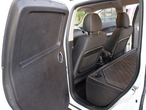 Used 2010 Chevrolet HHR LS image 20