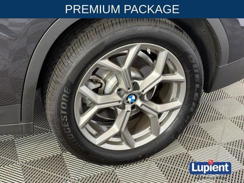 Used 2023 BMW X3 xDrive30i w/ Premium Package AWD/4WD image 16
